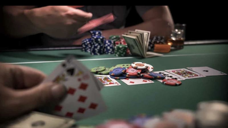 Vì sao cần nắm vững thuật ngữ khi chơi Poker?