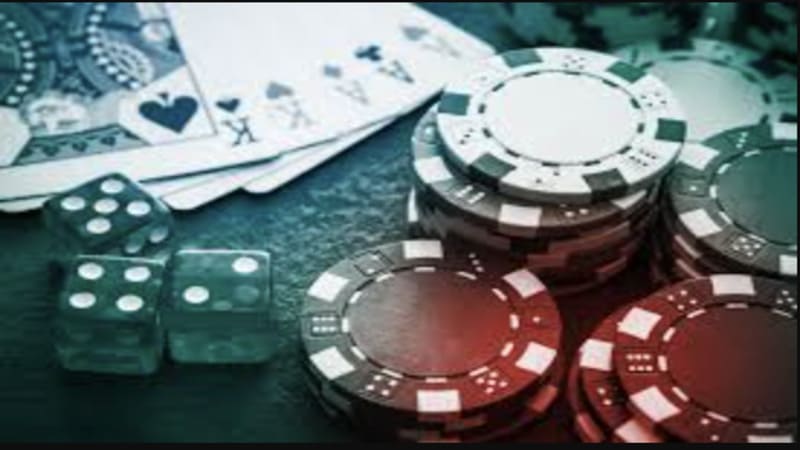 Giải mã các vòng cược trong một ván Poker tiêu chuẩn